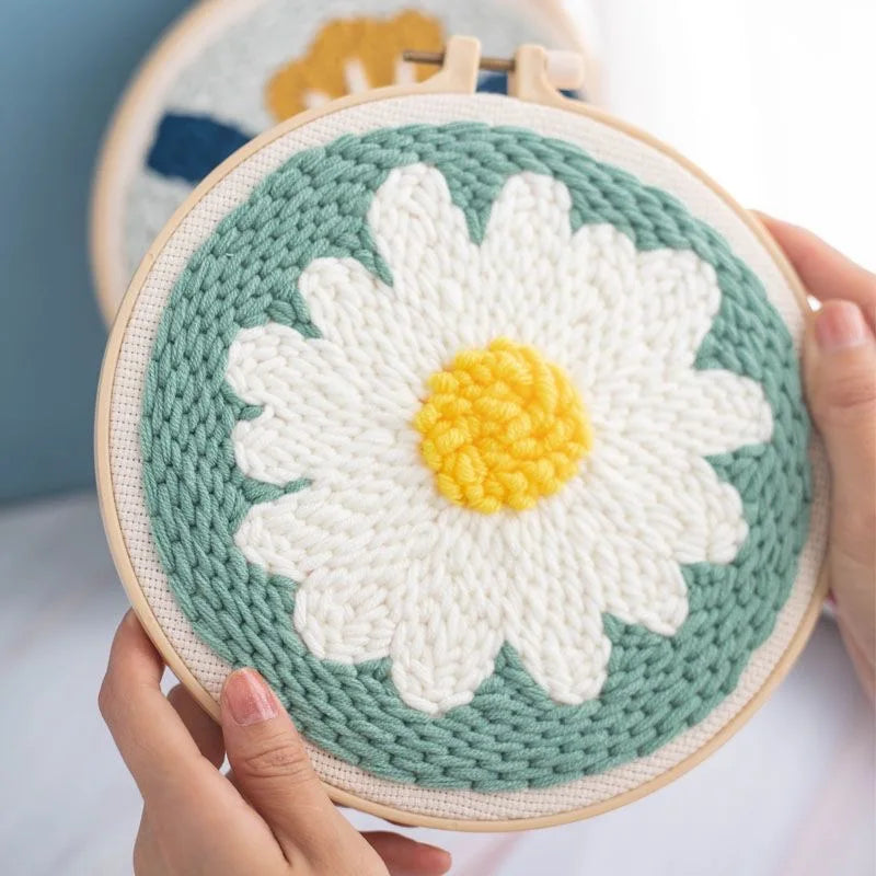 DIY Embroidery Punch Needle Kit for Beginners – Stamped Sunflower Pattern with Fabric, Yarn, Hoop & Wooden Punch Needle