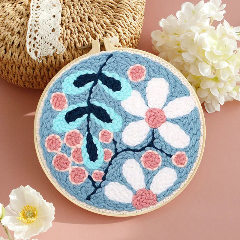 DIY Embroidery Punch Needle Kit for Beginners – Stamped Sunflower Pattern with Fabric, Yarn, Hoop & Wooden Punch Needle