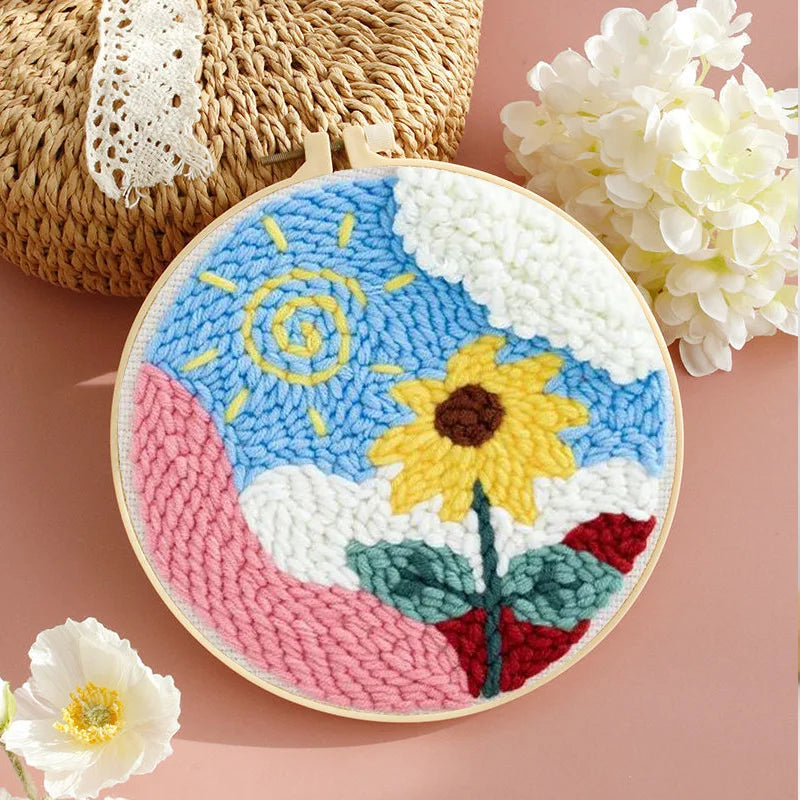 DIY Embroidery Punch Needle Kit for Beginners – Stamped Sunflower Pattern with Fabric, Yarn, Hoop & Wooden Punch Needle