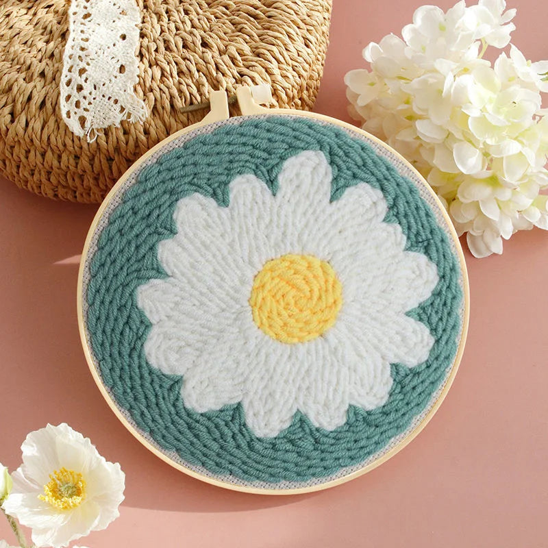 DIY Embroidery Punch Needle Kit for Beginners – Stamped Sunflower Pattern with Fabric, Yarn, Hoop & Wooden Punch Needle